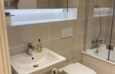 UNRIVALLED LOCATION - FIVE STAR - Worcester Apartment - Foto 28