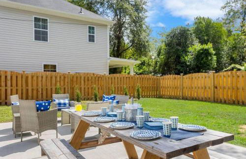 Urban Farmhouse-Sleeps 8 - Foto 53