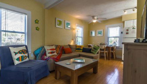 1BR 1BA NorthStar Bungalow. Just Steps to the beach and the bay. - Foto 2