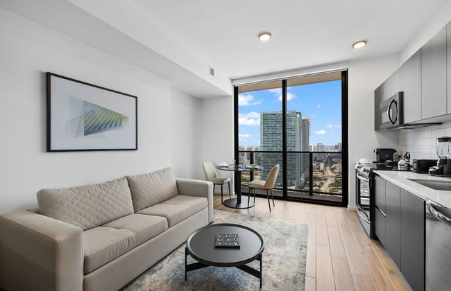 Incredible Downtown Miami City View - Photo 16