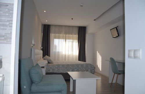 Boutique Urban Madrid Genova - Photo 15