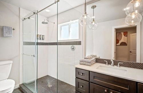 Modern Napa 3BD Wine Country Escape with Pool and Spa - Foto 19