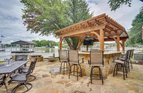 Possum Kingdom Lake House with Private Dock and Views - Foto 1