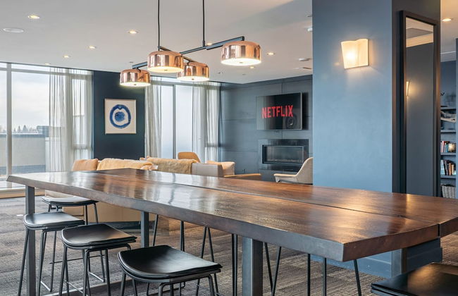 Walk to Stampede Free Parking Banff Pass Wine - Foto 23