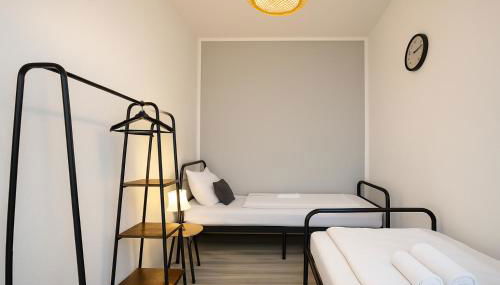 RAHA Apartments - großes 3 Z-Apartment - Erdgeschoss - nähe Domplatz - Vollausstattung - Foto 5, towels, wardrobe