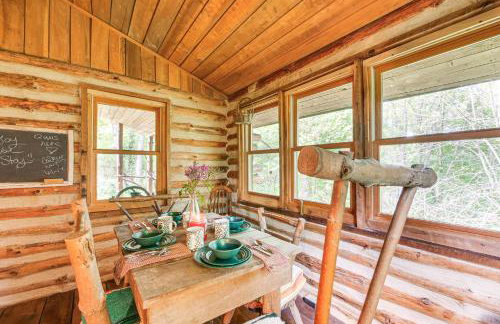1800s Romantic Cabin! Fireplace and 3 Jacuzzi Tubs - Foto 8
