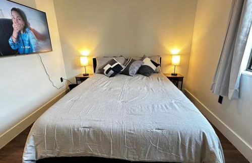 Sunny Delight Home Near Airport - Foto 17