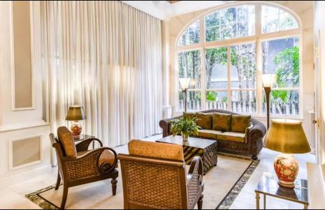 Beachside Palm Beach Condo | Pool & Walk to Sea - Foto 14