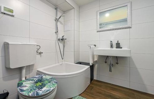 2 Bedroom Beautiful Home In Lepoglava - Foto 23