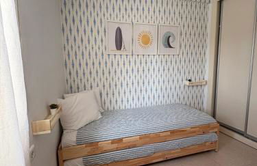 Casa con patio a 5 min de la playa - El Palo - Photo 18