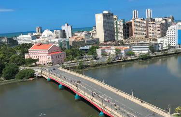 Aconchegante, ótima localização e vista para o mar - Foto 7