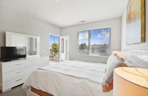 Global Luxury Suites in Menlo Park - Photo 16