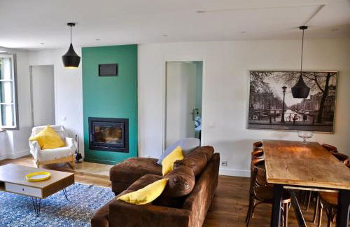 confortable maison familiale à l'entrée du village médiéval - Foto 6