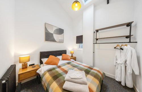 Elevated Escape - Hot tub, sauna, rooftop terrace - Foto 24