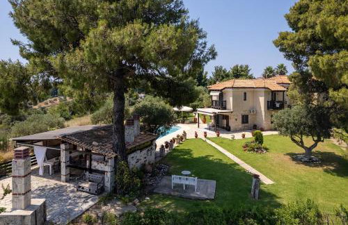Eco Stone Villa with Private Pool and Jacuzzi - Photo 28