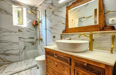 MARY'S HOUSE Roof Garden HUB - Photo 17