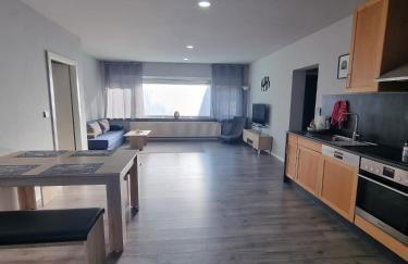 Gemütliche Ferienwohnung mit 1 Schlafzimmer, Wohnzimmer mit Schlafcouch & voll ausgestattete Küche - Foto 20