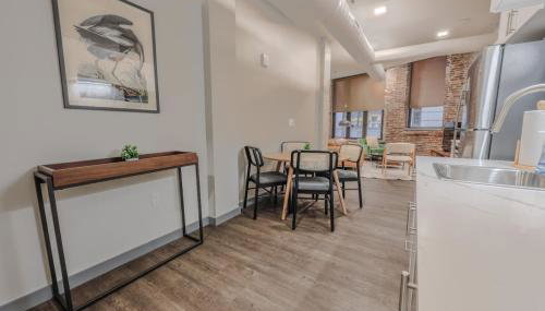 Stylish Downtown 2 Bedroom - Foto 3