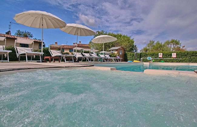 Cottage in Montelabbate With Pool, Garden, Bbq, Parking - Foto 53