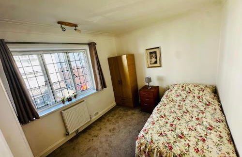 Apartment 2BR-free private parking-quick access to train into London-Wembley-Heathrow - Photo 19