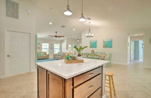 8BD Ft Pierce Beach Getaway - Great for Family Group - Foto 24