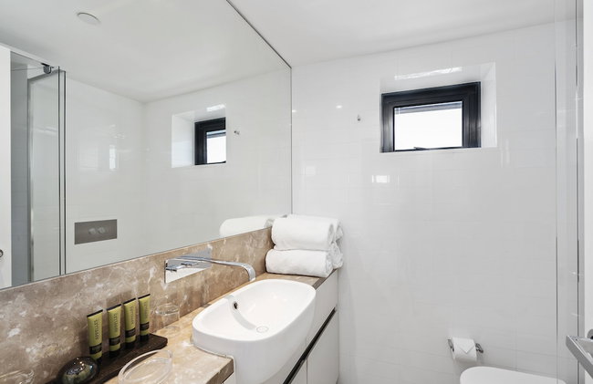 Soul Beachfront Apartments - HR Surfers Paradise - Photo 16