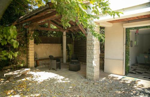 La Hutte de la Tortue Rez-de-jardin Patio au Calme - Foto 14