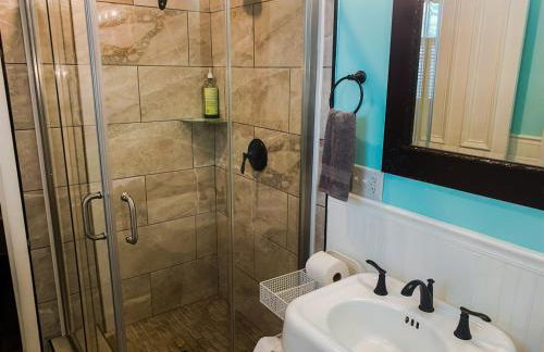 Restored historic home near ND and Amish Country - Foto 10