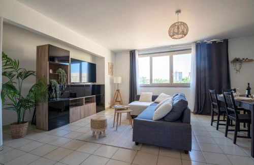 Centre - Parking - Esplanade de l'Europe - Cosy - Foto 8