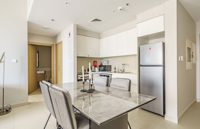 Fancy Apartment With Mesmerizing Canal Views - Photo 29