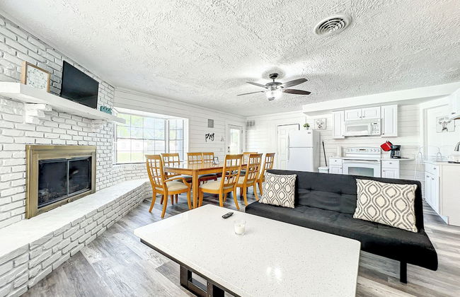 2 Bed Altamonte Springs Apartment Unit #1 - Photo 11