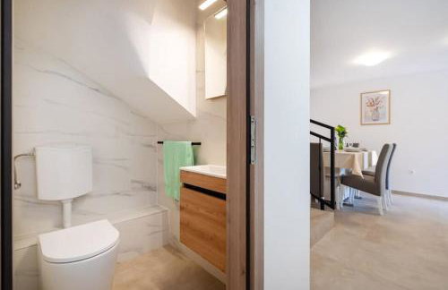 Holiday Home with jacuzzi - by TA Leut Agency - Foto 12