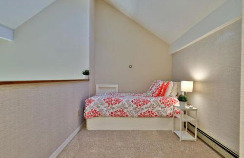 Trailside Loft at Pico - Ski-In, Out Condo with Loft & 2BR - Steps to Lift - Photo 26