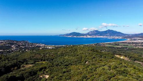 Maison de maître en pierre de 1831 avec vue sur la mer à Porticcio - Foto 3