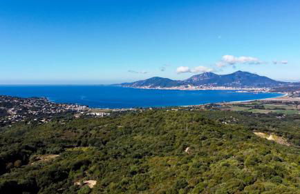 Maison de maître en pierre de 1831 avec vue sur la mer à Porticcio - Foto 3