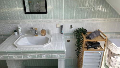 Parkplätze, Einzelbetten, 2 Balkone, fast Wi-Fi 100 Mbit, Homeoffice, Aufzug, lichtdurchflutet, Panoramablick - Foto 5