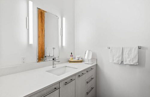 Downtown Free Parking Garage - 5 min walk OTR - Foto 24