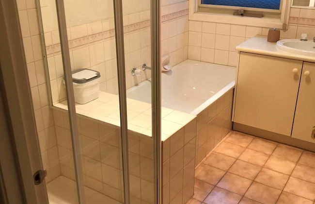 Annie's Escape in Warburton - Foto 18