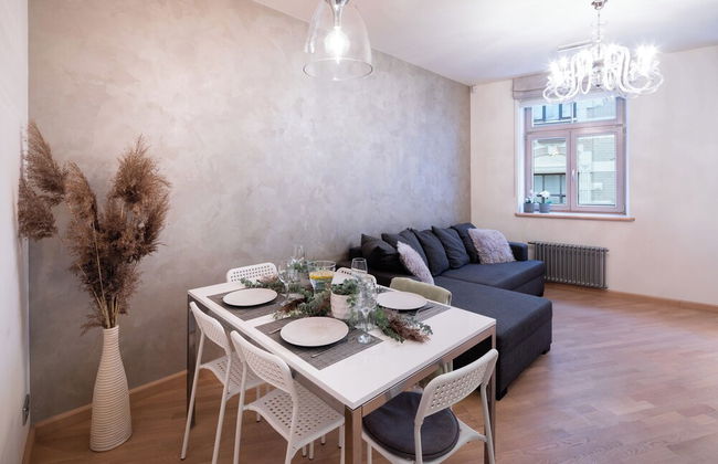 Audeju Two Bedroom With Two Bathrooms - Photo 25