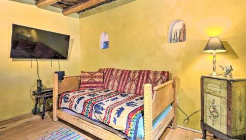 Artsy Santa Cruz Apartment with Shared Fire Pit! - Foto 4