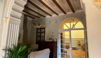 Magnolia Loft A spacious, authentic space with rustic charm - Foto 5