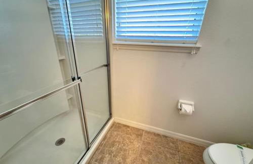 Incrível casa 5BD/5BA com piscina perto da Disney - Foto 31