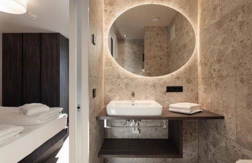 Suitehouse, Premium Apartments, Pools & Spa in Dolomites - by Familiaris - Foto 16