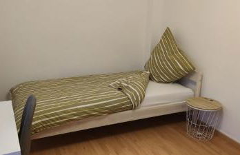 Schöne und optimal gelegene Wohnung OG - Foto 13