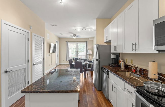 Walk Score 91 Balcony Near King ST Fast Wifi - Foto 5