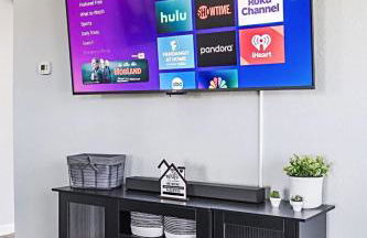 The Cozy Charcoal Cottage - with Garage - Family Friendly - Foto 8