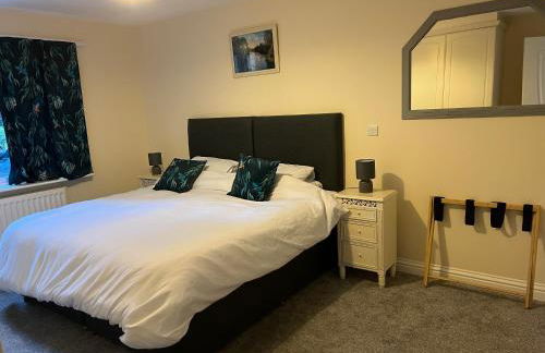 Cosy Hillside Annex - Photo 2