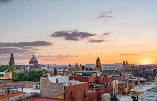 Casa Esperanza, 2BR Designer Charm + Rooftop Views - Foto 37