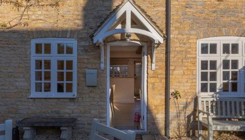 Jasmine Cottage - 2 Bedroom in Heart of Bourton! - Foto 2