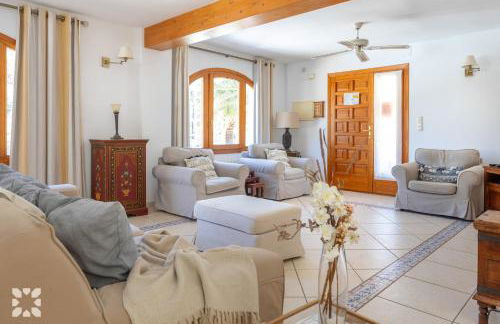 Villa Lovely by Abahana Villas - Photo 8